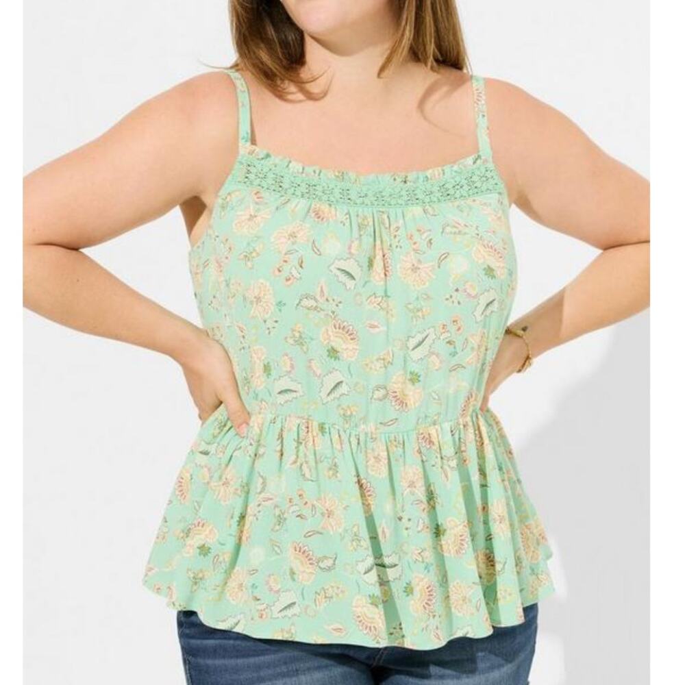 Torrid Crinkle Gauze Crochet Tank Womens 2X Pistachio Green Dara Floral Top